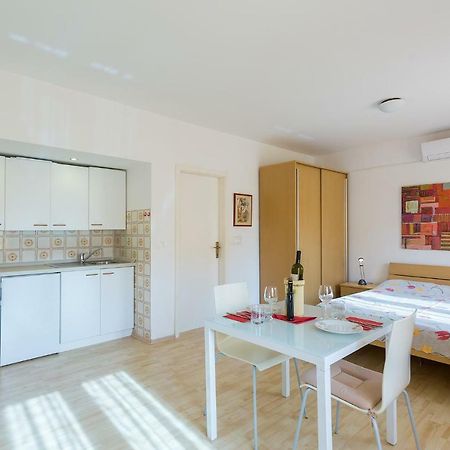 Apartments Casa Geli ポレッチ エクステリア 写真